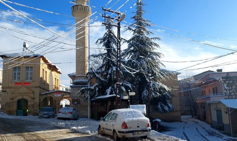 Mersin’de Yaylalar Karla Kaplandı