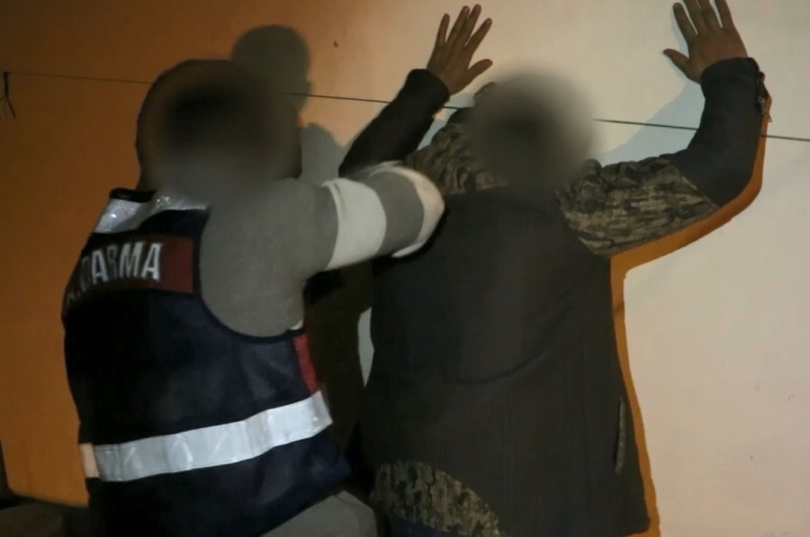 Mersin’de Tefecilik Operasyonu: 3 Tutuklama