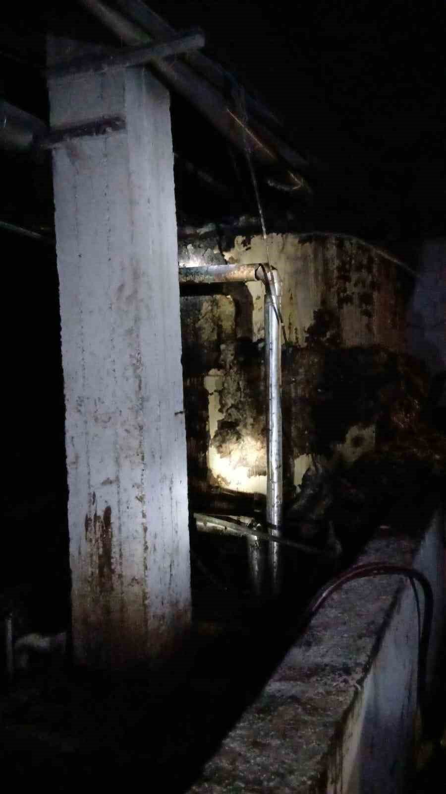 Tarsus’ta Yem Fabrikasında Yangın