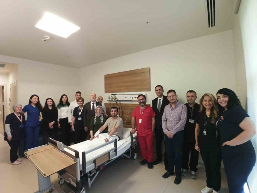 Beyin Anevrizma Hastası Eskişehir Şehir Hastanesi’nde Sağlığına Kavuştu