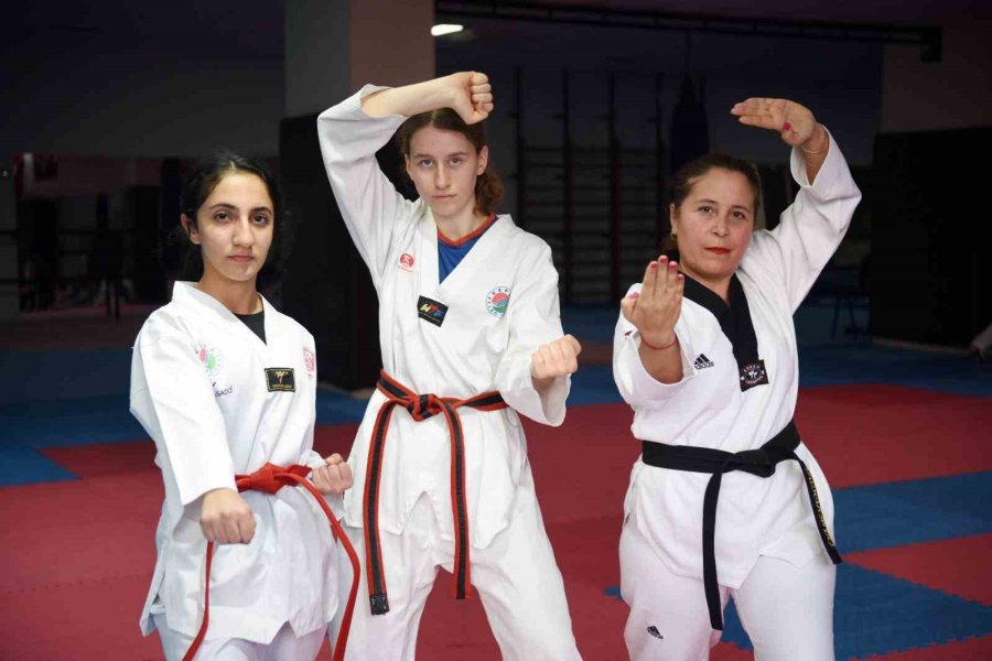 Kepez’den Kadınlara Ücretsiz Savunma Eğitimi