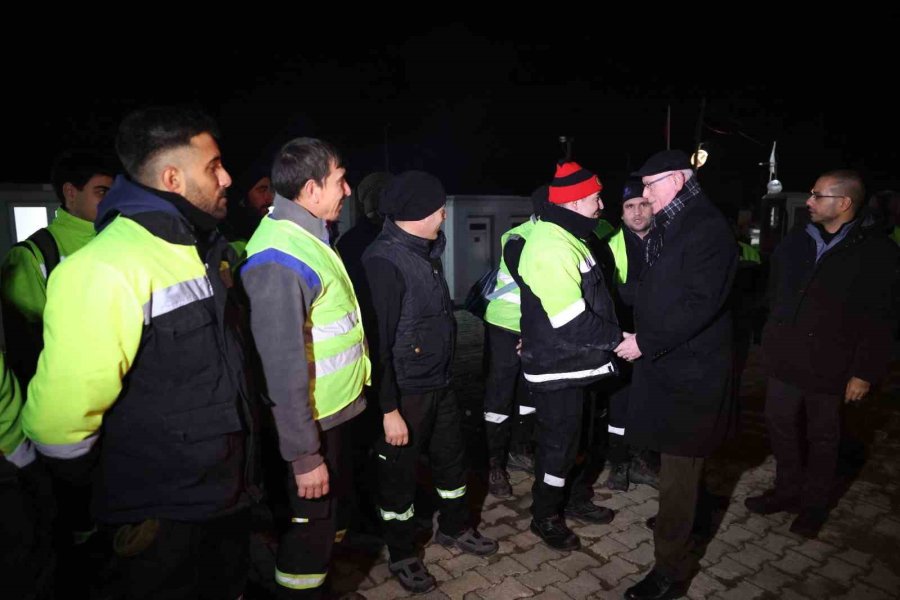 Başkan Kurt Personelin Yeni Yılını Kutladı