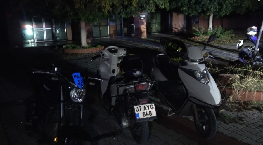 Alanya’da Yarış Yapmak İçin Toplanan Motosiklet Sürücülerine Polis Baskını