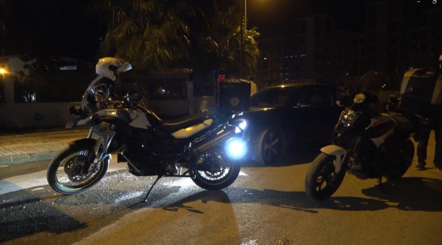 Alanya’da Yarış Yapmak İçin Toplanan Motosiklet Sürücülerine Polis Baskını