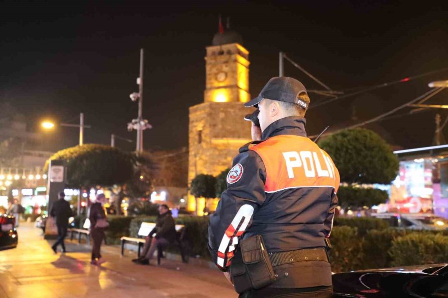 Antalya’da Yılbaşı Gecesi Aranan 101 Kişi Yakalandı