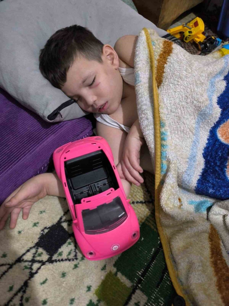 Hayırseverler Çocukların Yılbaşı Hediyelerini Unutmadı