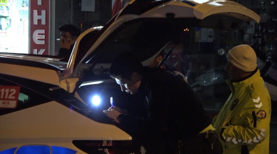 Alanya’da Motosikletin Çarptığı Yaya Yaralandı