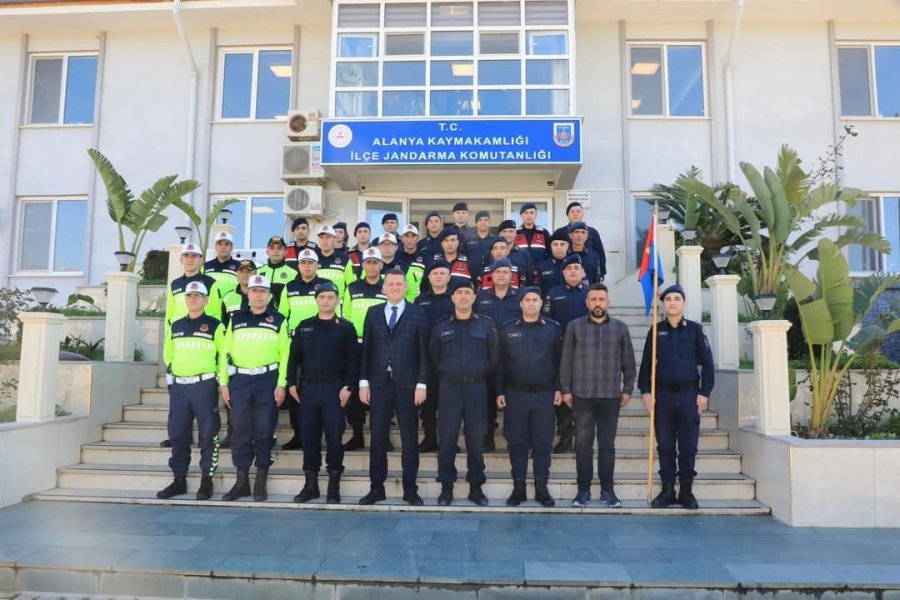 Alanya Kaymakamı’ndan Jandarmaya Başarı Belgesi