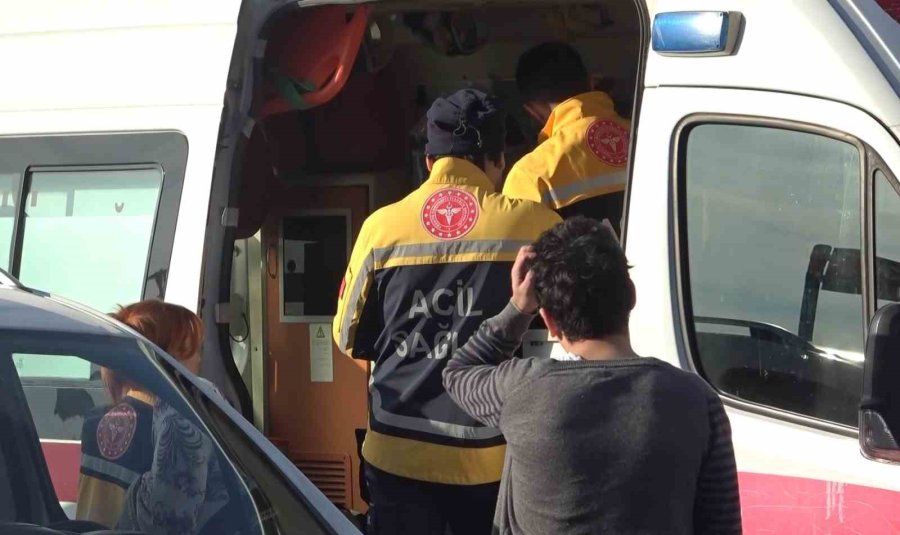 Antalya’da Yanan Ev Kullanılamaz Hale Geldi