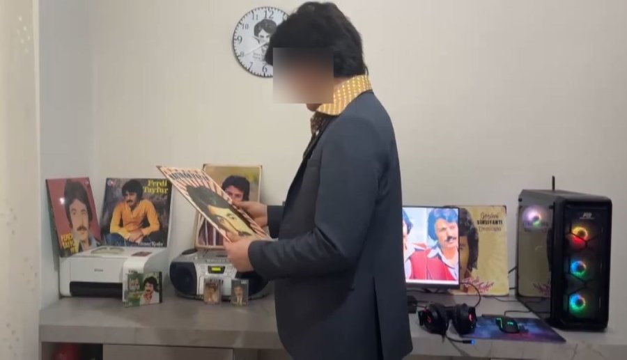 Ferdi Tayfur Hayranlığı İle Bilinen Genç, ’dini Değerleri Aşağılama’ Suçundan Tutuklandı