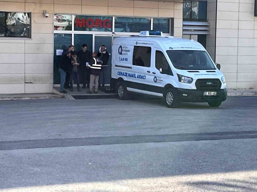 Ölümle Sonuçlanan Hasarlı Kaza Tartışması Şüphelisi 4 Kişi Adliyeye Sevk Edildi