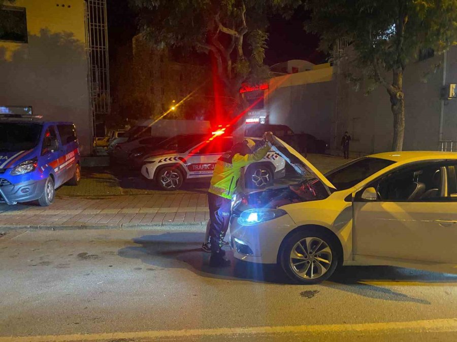 Alanya’da Sürücülere 1 Günde 2 Milyon 700 Bin 560 Tl Para Cezası