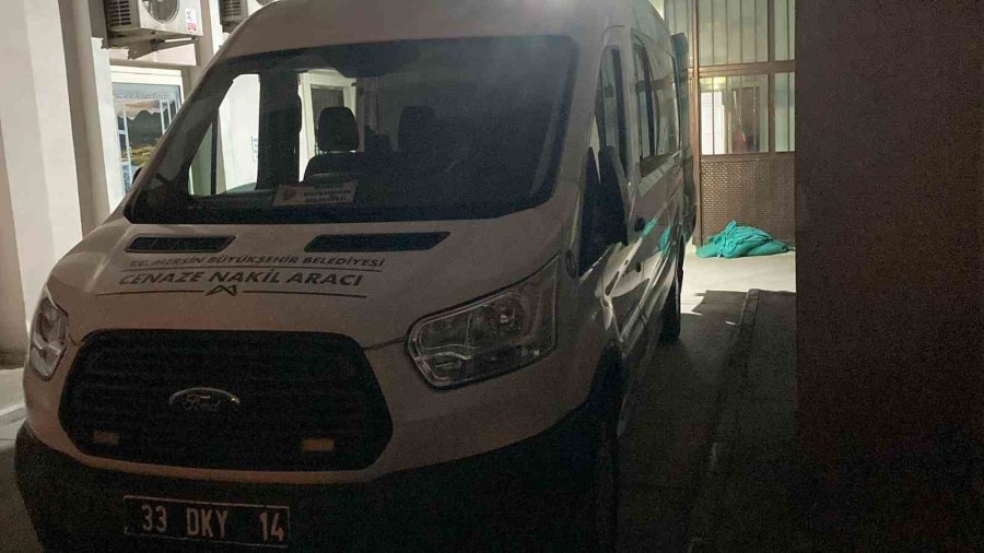 Mersin’de Ev Yangınında 1 Kişi Hayatını Kaybetti