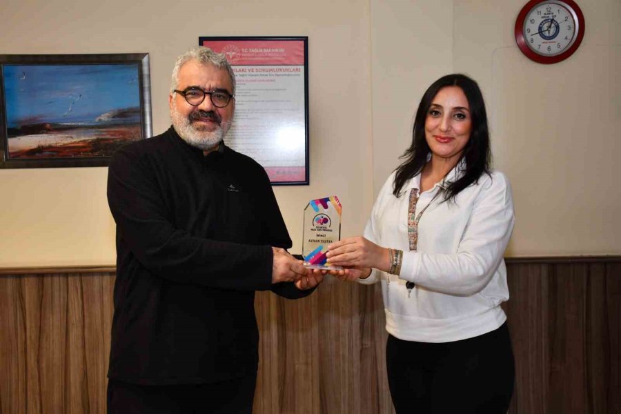 Sağlıkçılar Masa Tenisinde Buluştu