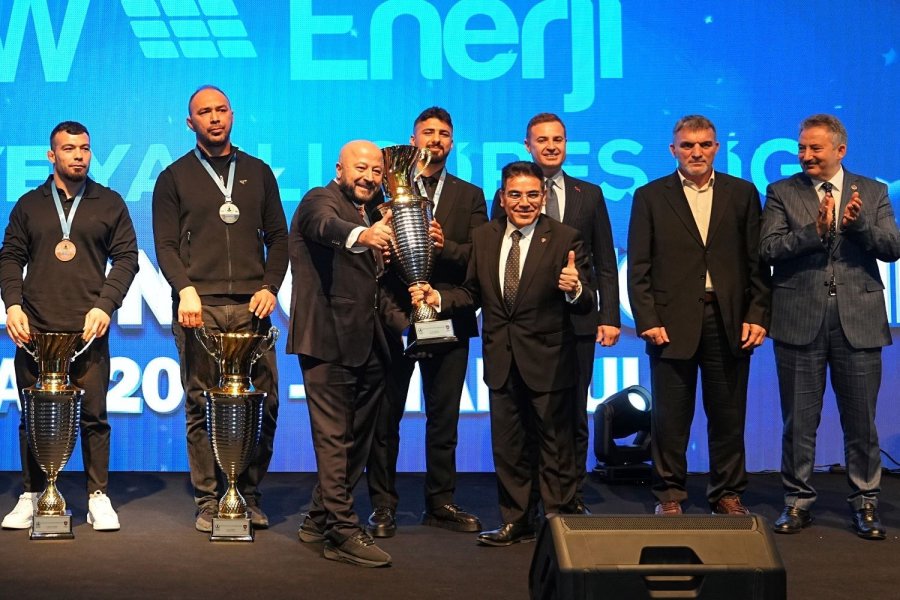 Cw Enerji Yağlı Güreşin Kültürel Mirasına Sahip Çıkıyor