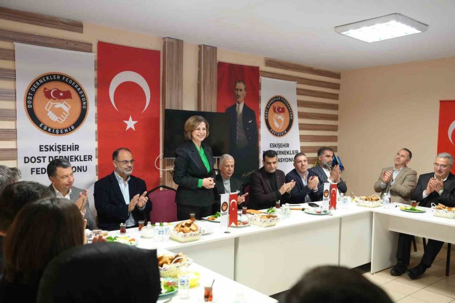 Başkan Ünlüce, Eskişehir Dost Dernekler Federasyonu’nu Ziyaret Etti