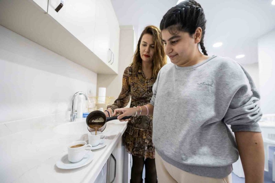 Mersin’de Özel Bireyler İçin ’uygulama Evi’ Hayata Geçirildi