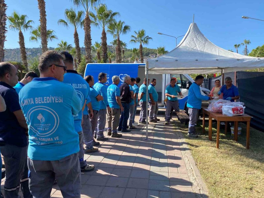 Alanya Aşevi İhtiyaç Sahiplerini Yalnız Bırakmadı