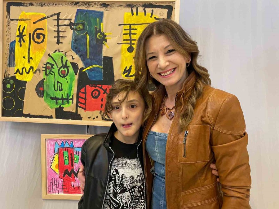 ‘nazik Kübizm’ Sergisi İle Otizmin Sanatsal Yüzü