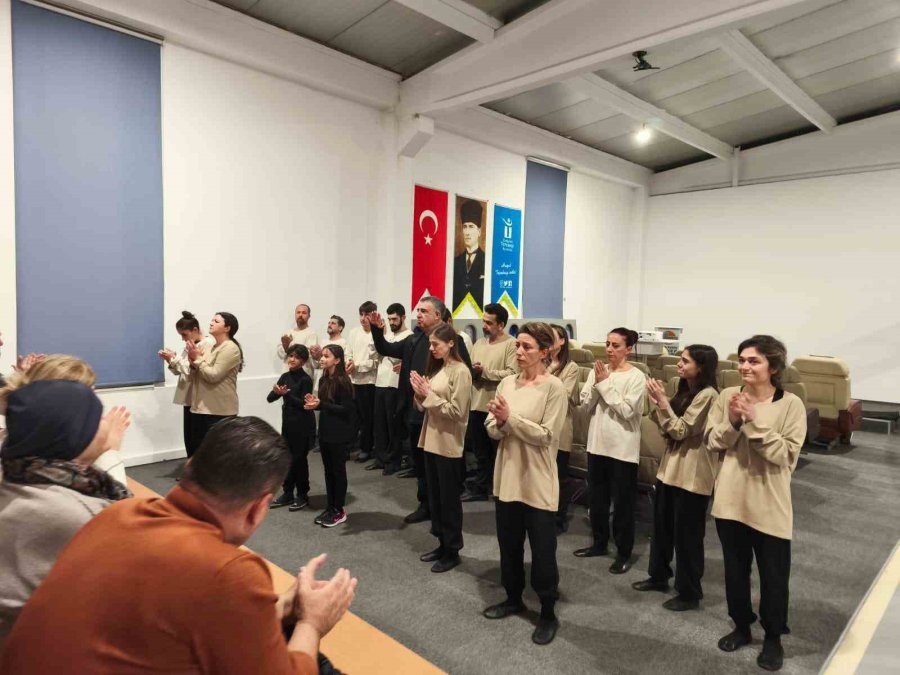 Eskişehir Öğretmen Akademilerinden "türk Romanında Kurtuluş Savaşı" Temalı Program