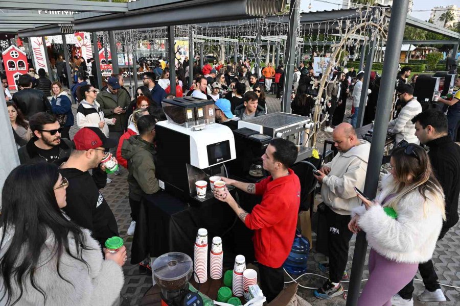 Mersin’de Günün Enerjisini Yakala Etkinliği