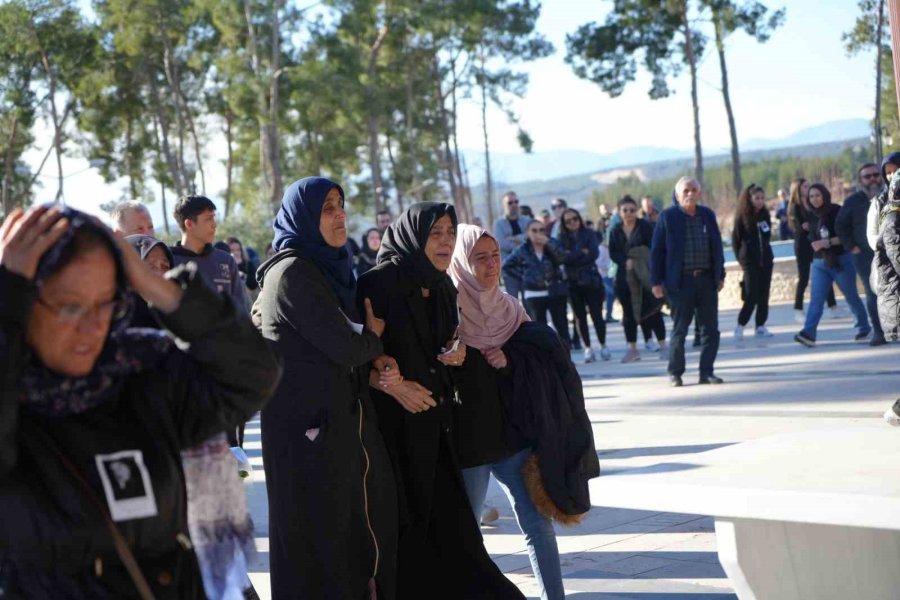 ’kades’e Basmaya Fırsat Bulamayacaksın’ Deyip Yaktı, Gözyaşları Arasında Toprağa Verildi