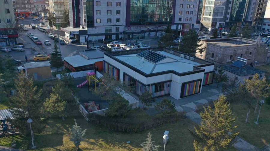 Engelsiz Çocuk Evi Takdir Topluyor
