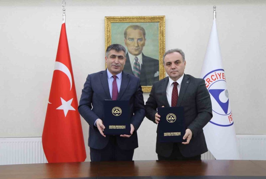 Erü Ve Nevşehir Hacı Bektaş Veli Üniversitesi Arasında Eğitim İşbirliği Protokolü İmzalandı