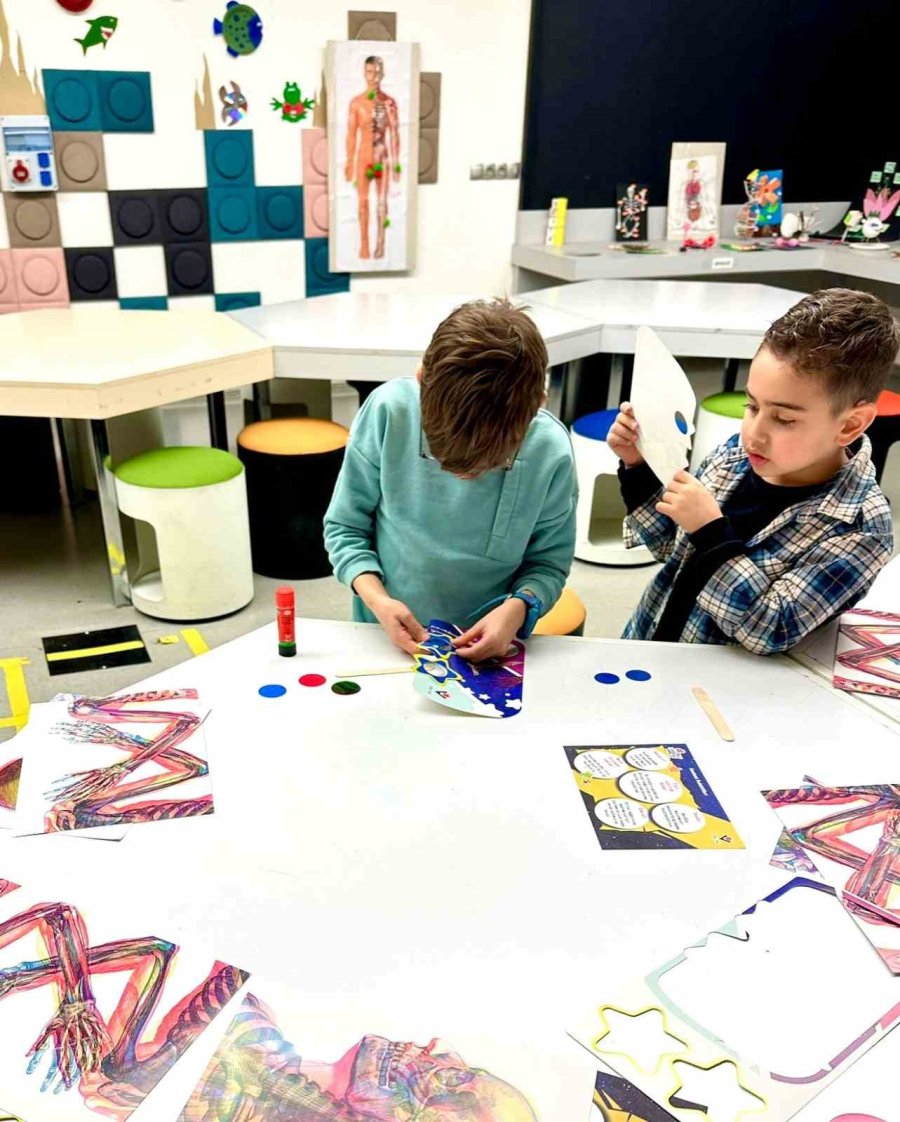Yarıyıl Kampı Bilim Meraklısı Miniklerden Yoğun İlgi Görüyor