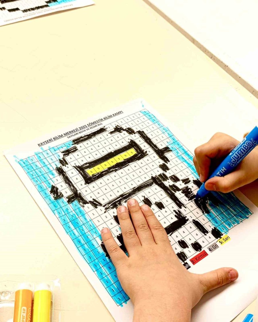 Yarıyıl Kampı Bilim Meraklısı Miniklerden Yoğun İlgi Görüyor