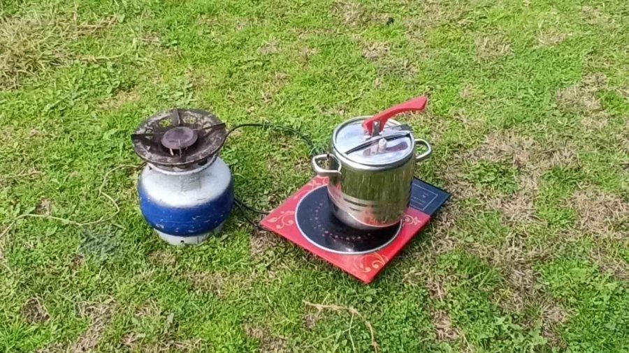 Prefabrik Ev Alevlere Teslim Oldu