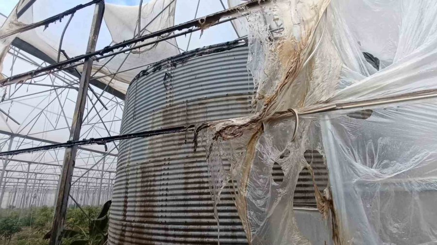 Prefabrik Ev Alevlere Teslim Oldu