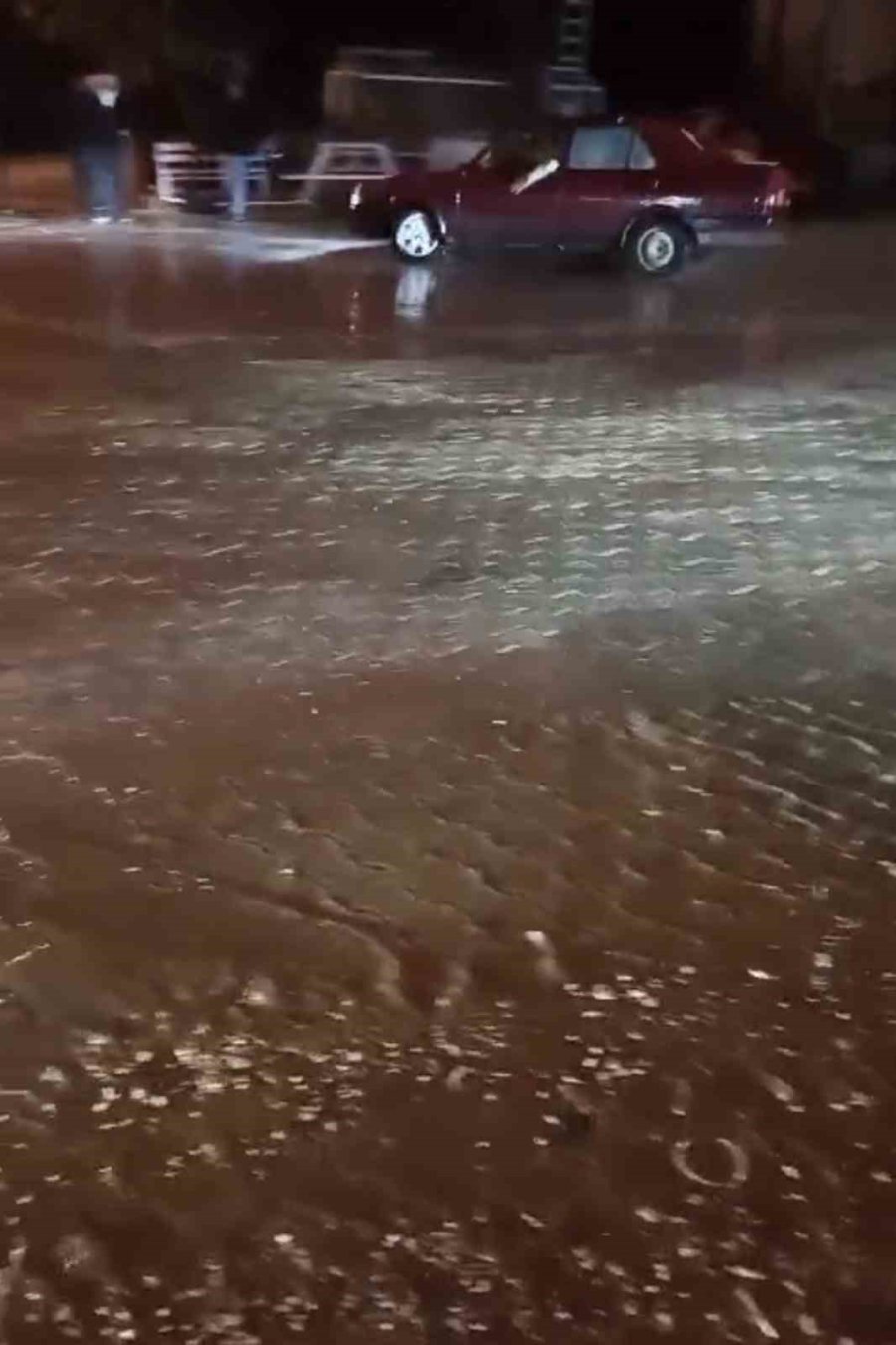 Antalya’da Drift Yapan 4 Sürücüye 206 Bin 412 Lira Ceza