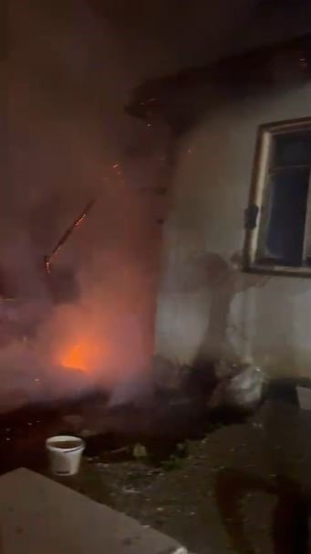 Antalya’da Gecekonduda Korkutan Yangın