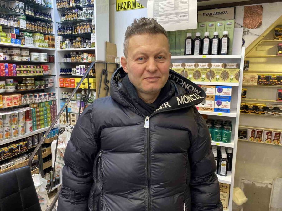 Taleplerin Yoğunlaştığı Kolajen Takviyelerinde Kalitesiz Ürünlere Dikkat