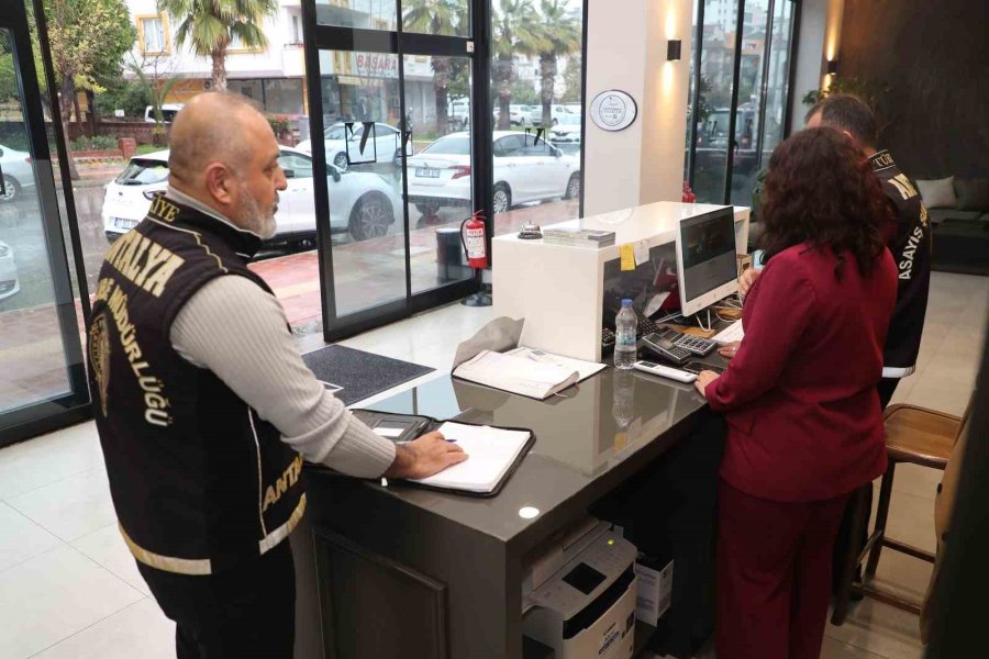 Antalya’da Bir Haftada 190 Kişi Tutuklandı