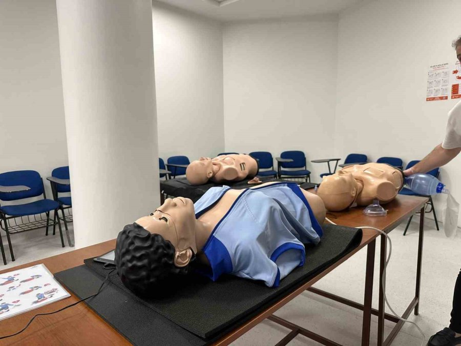 Erü Tıp Fakültesi’nde Tıbbi Simülasyon Merkezi Hizmete Açıldı