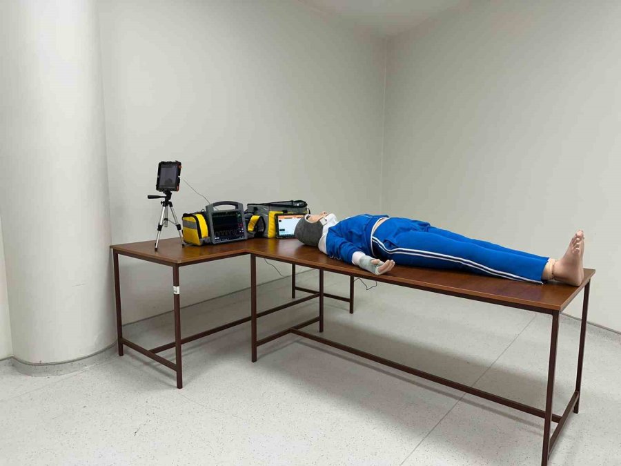 Erü Tıp Fakültesi’nde Tıbbi Simülasyon Merkezi Hizmete Açıldı