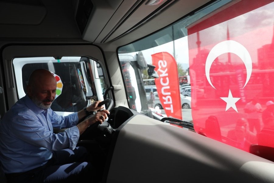 Başkan Çolakbayrakdar: “filoya Eklediğimiz 173 Yeni Araçla Daha Verimli Hizmet Sunuyoruz”