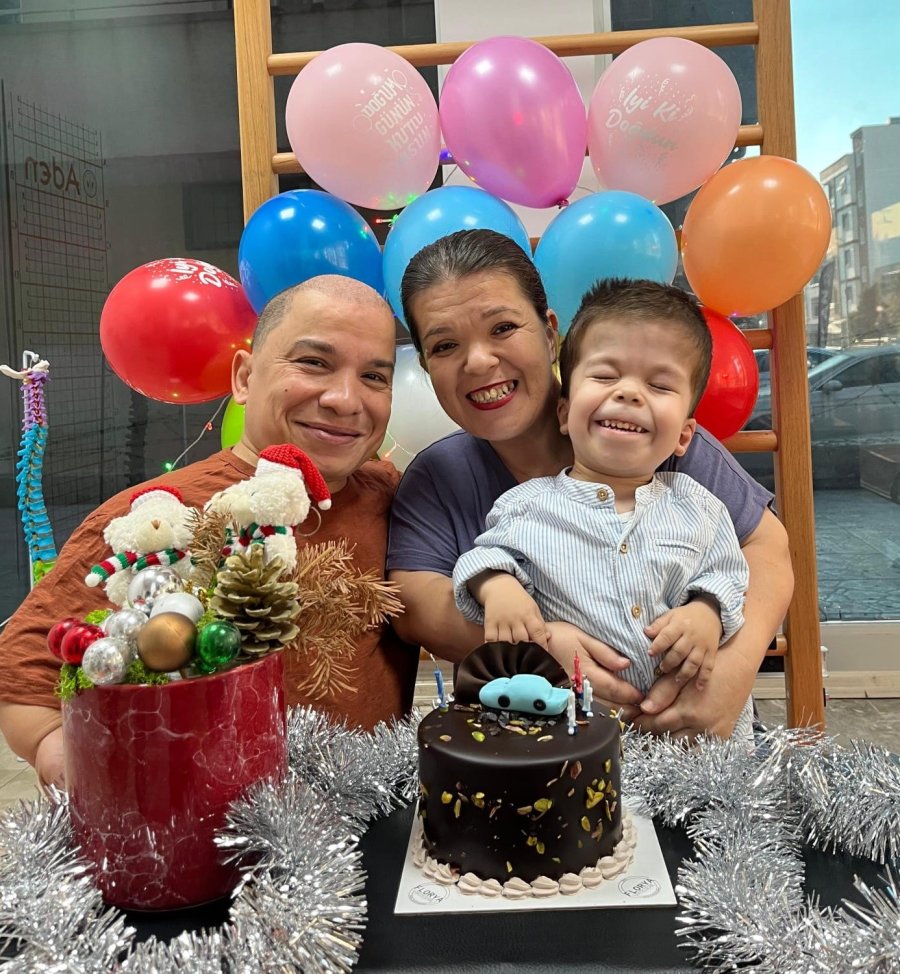 Fenomen Çiftin Evlat Acısı, 9 Gün Önce 5 Yaşına Giren Ali Aras Hayatını Kaybetti