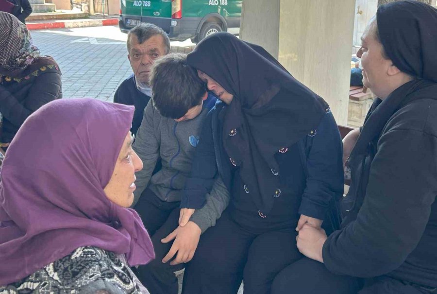 Fenomen Çiftin Evlat Acısı, 9 Gün Önce 5 Yaşına Giren Ali Aras Hayatını Kaybetti