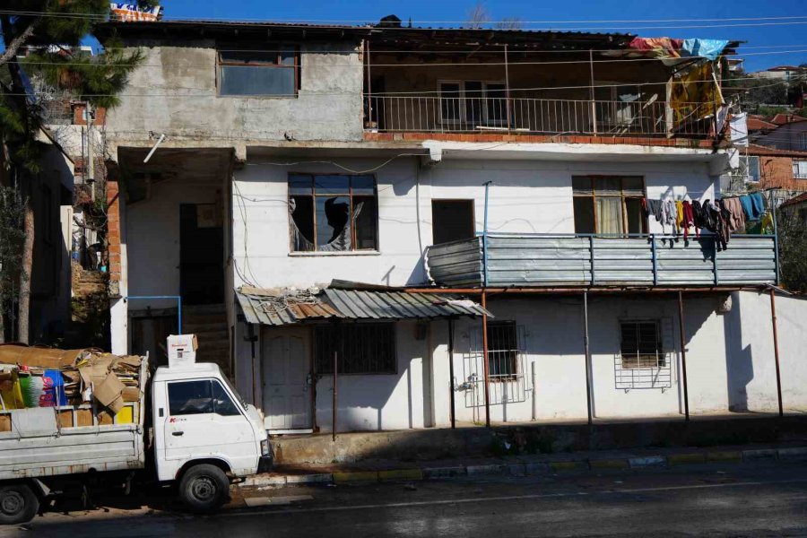 İtfaiye Eri, "annemin Parası Yok, Beni Hastaneye Götürmeyin" Sözleriyle Türkiye’yi Duygulandıran Efe’nin O Anlarını Anlattı