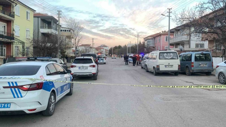 Evine Çağırıp Tartıştığı Kişiyi Tüfekle Vurdu