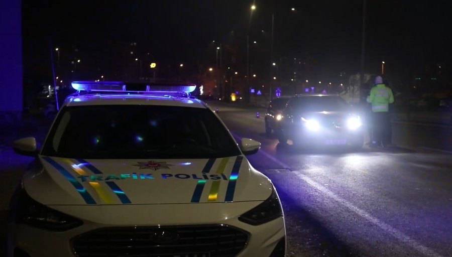 Narkoasayiş Uygulamasında Yakayı Ele Verdiler