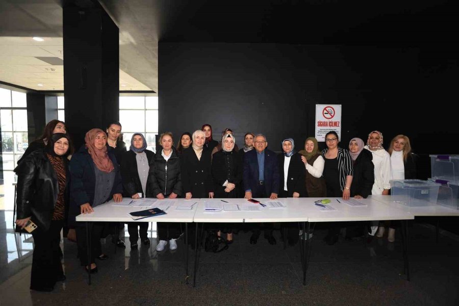 Ak Parti 7’nci Olağan İl Kadın Kolları Kongresi Yapıldı