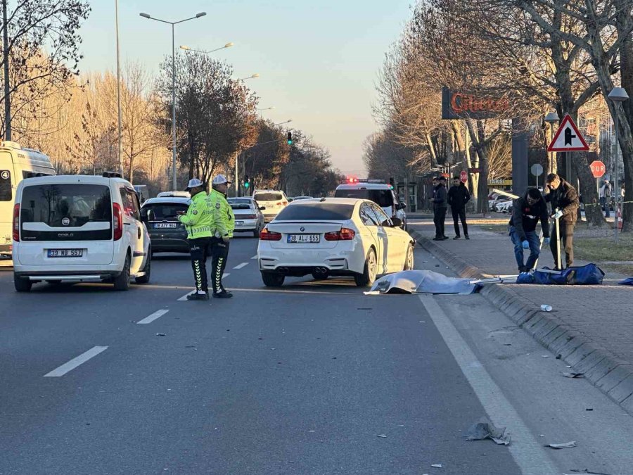 Kayseri’de Otomobilin Çarptığı Şahıs Hayatını Kaybetti