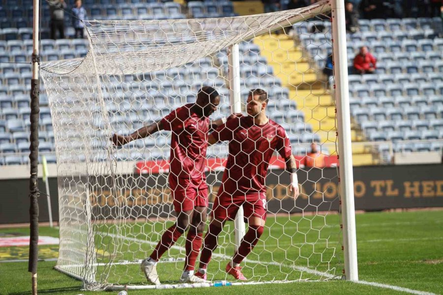 Trendyol Süper Lig: Atakaş Hatayspor: 1 - Antalyaspor: 2 (ilk Yarı)