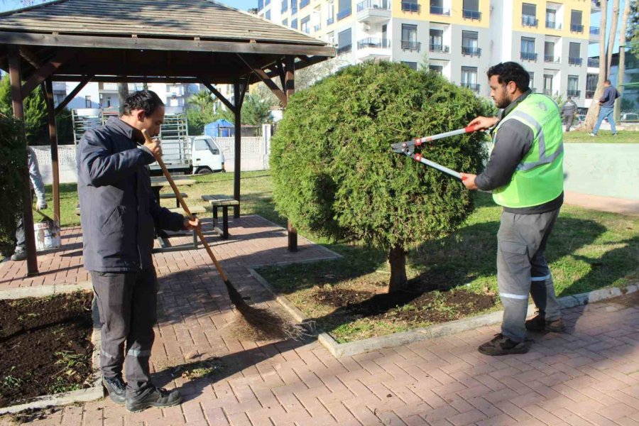 Kepez Belediyesi’nden Çankaya Mahallesi Parkına Kapsamlı Yenileme
