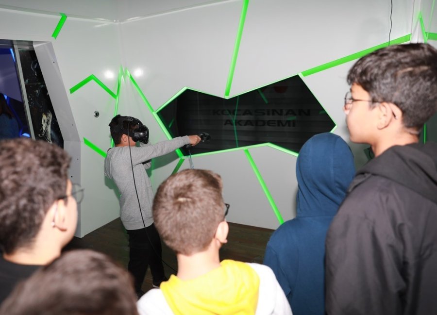 Başkan Çolakbayrakdar: Geleceğin Güçlü Türkiye’sine Hazır Nesiller Yetiştiriyoruz"