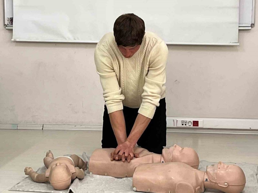 Odunpazarı Belediyesi’nden Personeline İlk Yardım Eğitimi